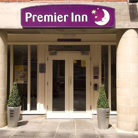 Premier Inn Bristol City Centre King Street Exterior foto