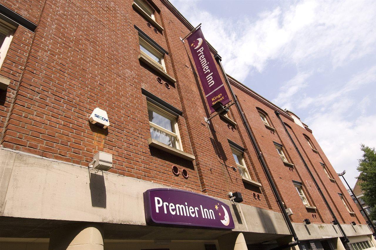 Premier Inn Bristol City Centre King Street Exterior foto